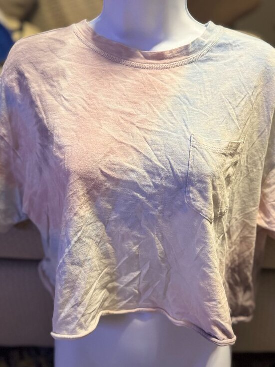 American Eagle Outfitters Tops - American Eagle Womans Gray/Pink/Blue Tie Dye Crop Top